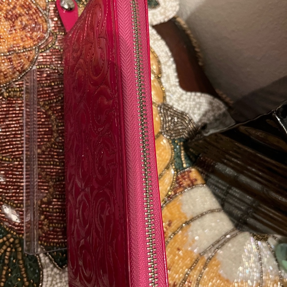 Coach Dark Pink Patent Leather Long Wallet. Puffy stitched C’s on exterior. EUC. - Picture 2 of 5
